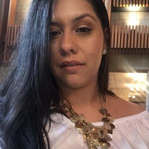 Meet your Posher, Crystal